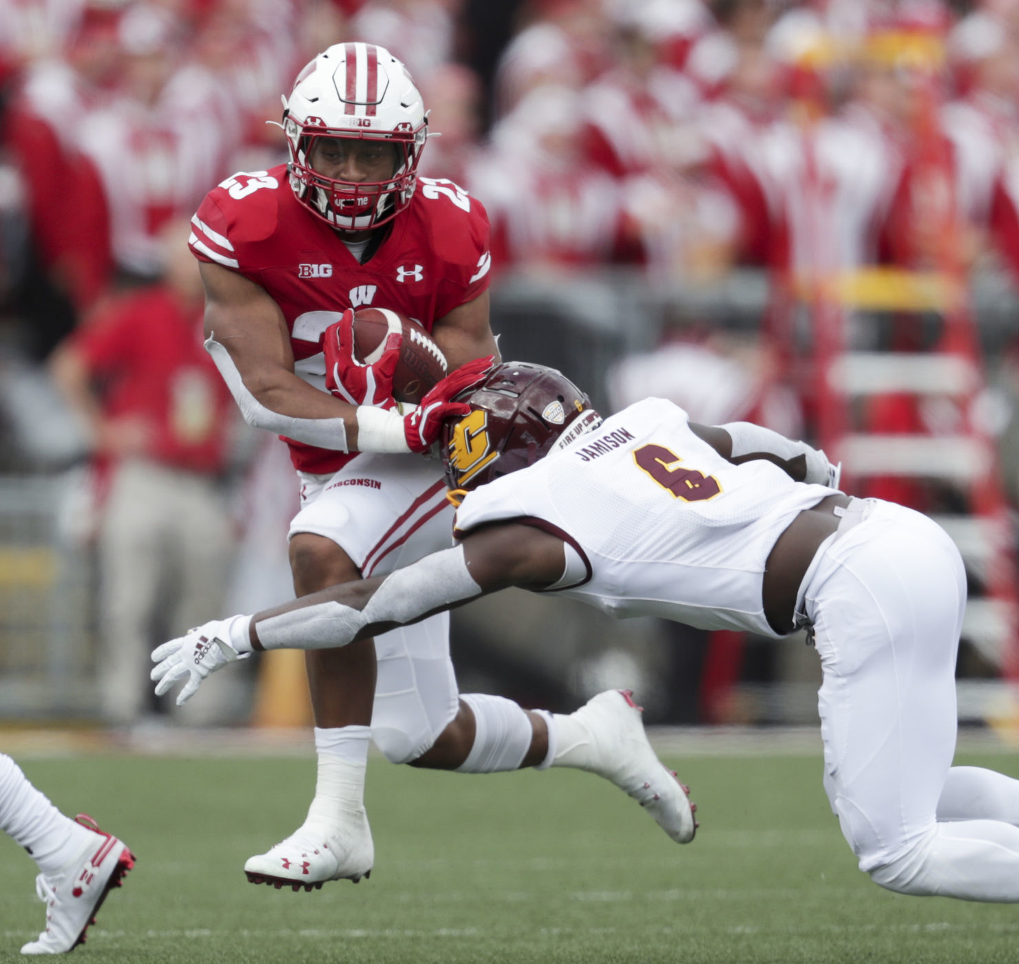 Badgers 61, Chippewas 0